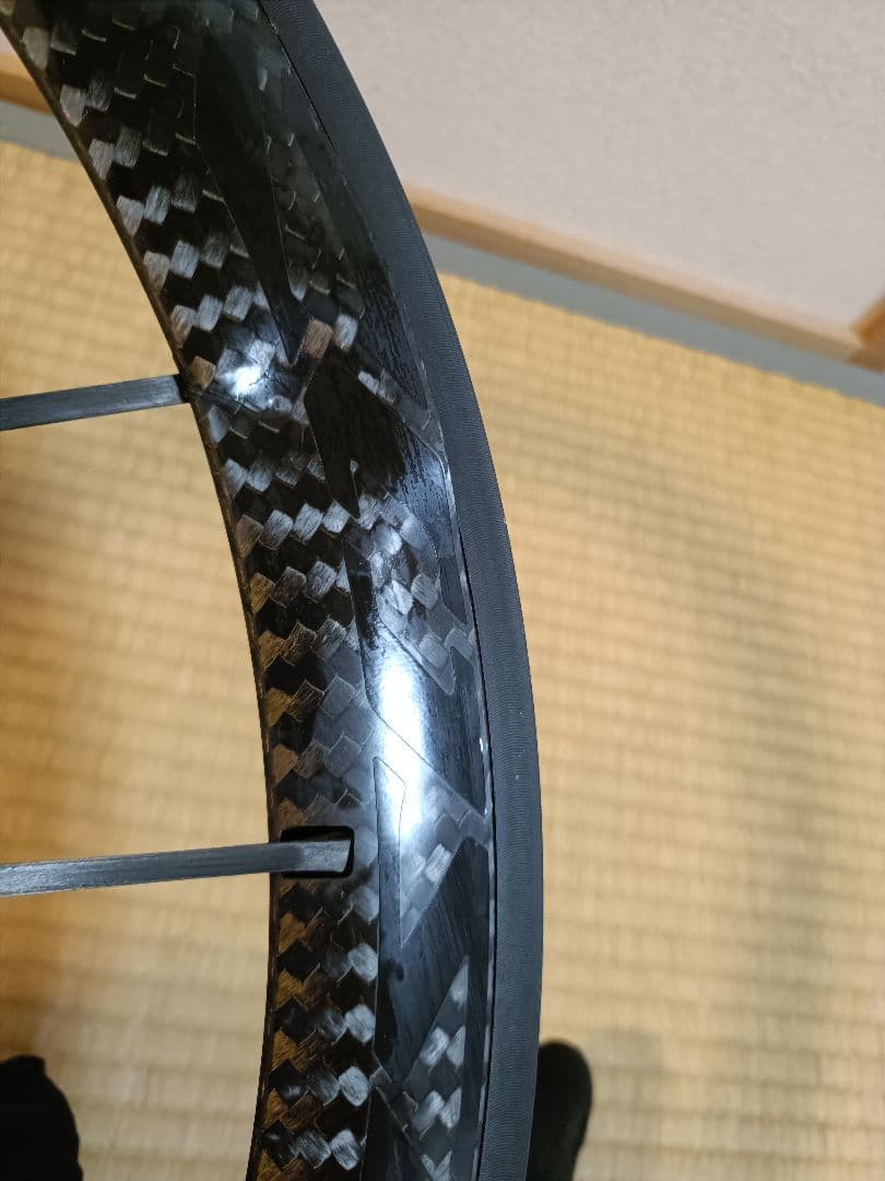 MAVIC COSMIC カーボンリア