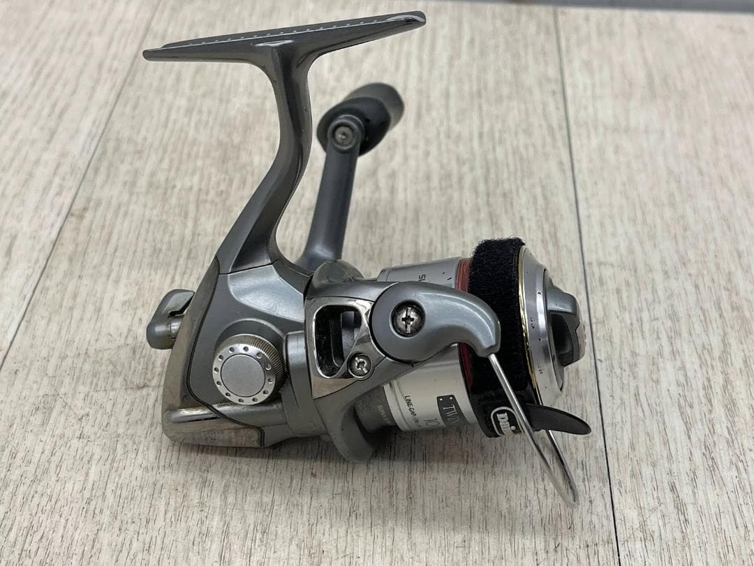 シマノ ツインパワー 1000 スピニングリール SHIMANO フィッシング