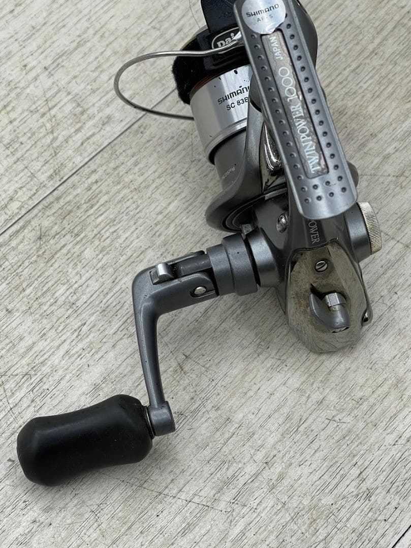 シマノ ツインパワー 1000 スピニングリール SHIMANO フィッシング