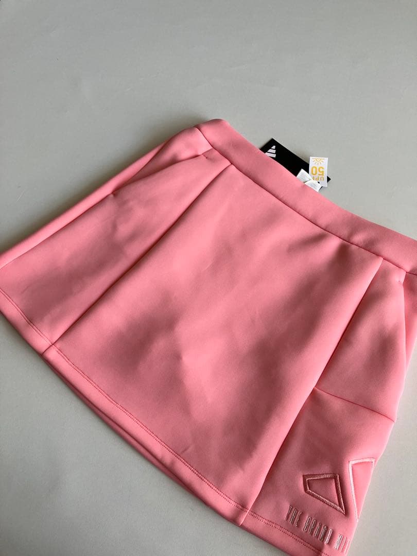 新品⛳️アディダスゴルフ　長袖&ダンボールニットスカート　セット　L