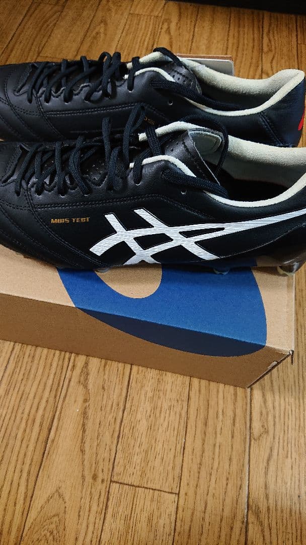 新品ASICS xfly4サッカースパイク黒
