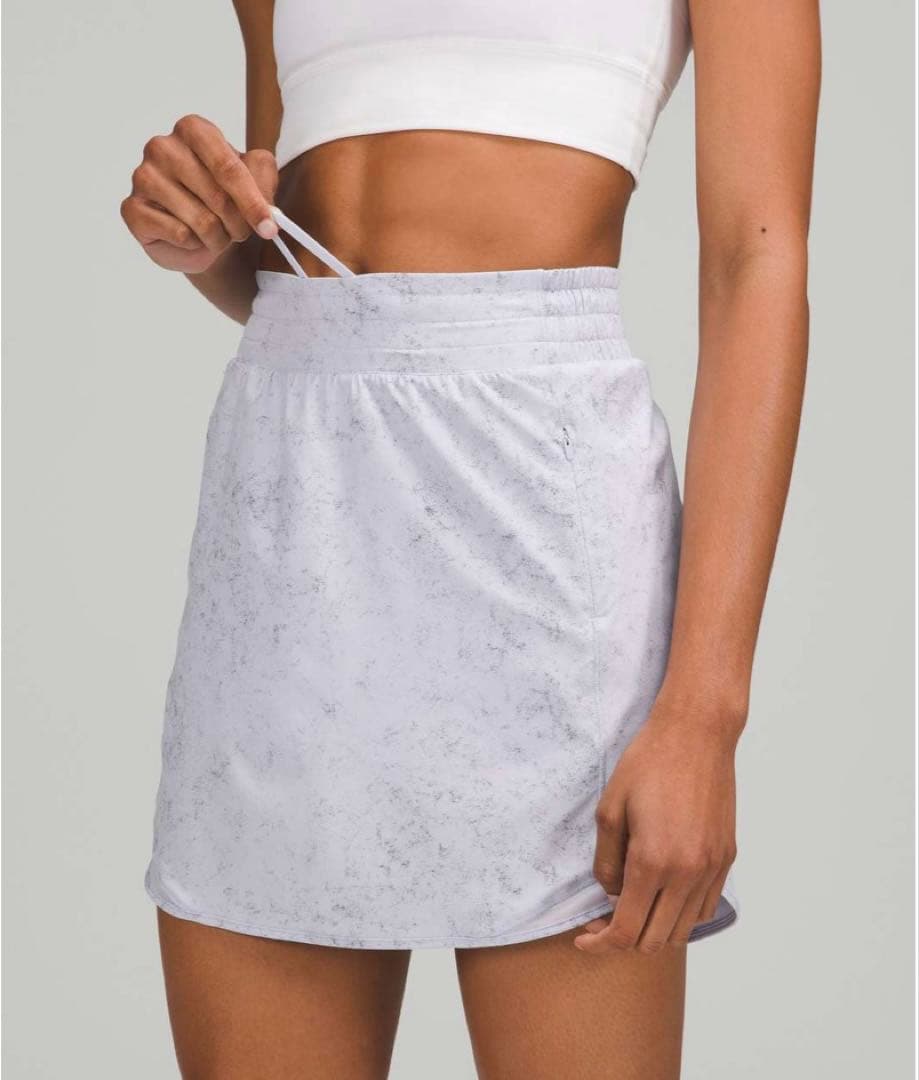 新品 ルルレモン Hotty Hot HR Skirt *Long （サイズ4）