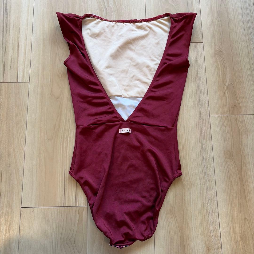 スティナ　stina バレエレオタード