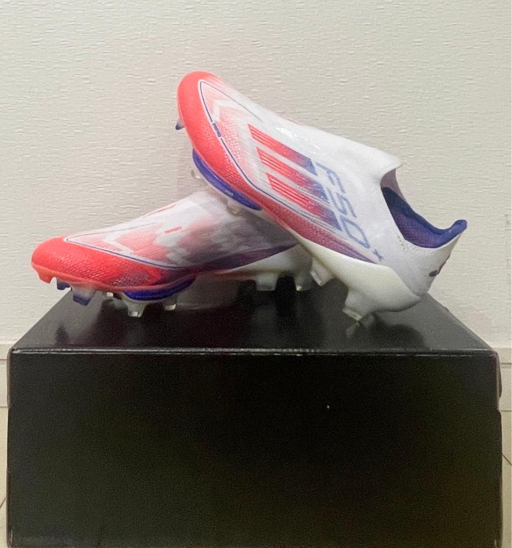 みーにゃ　サッカースパイク　アディダス　F50 FG