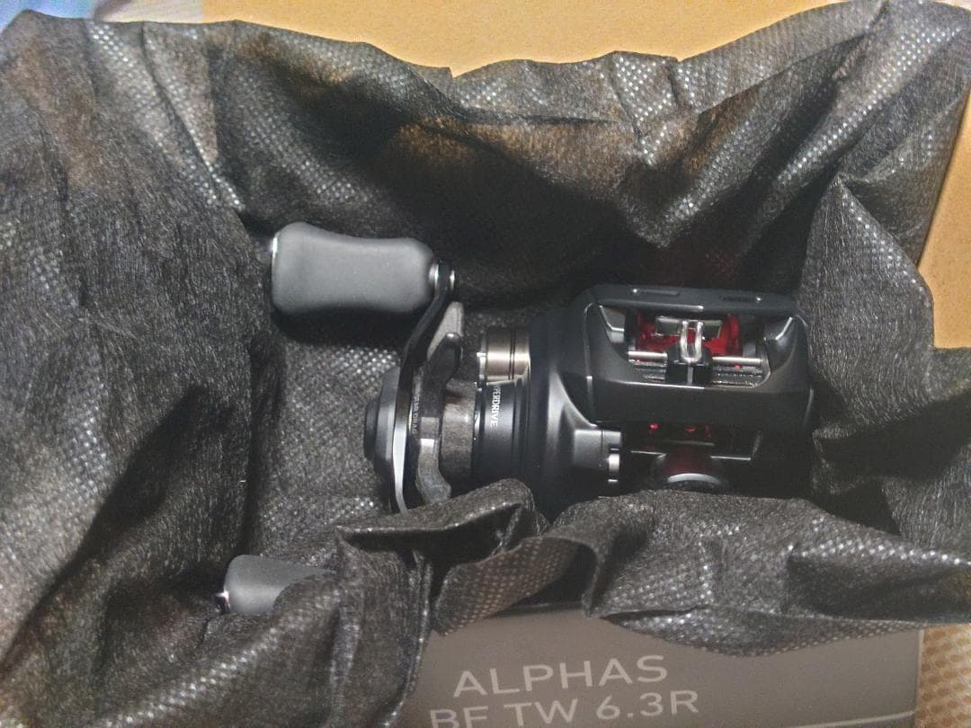 ダイワ 25 アルファス BF TW 6.3R 右ハンドル　新品未使用