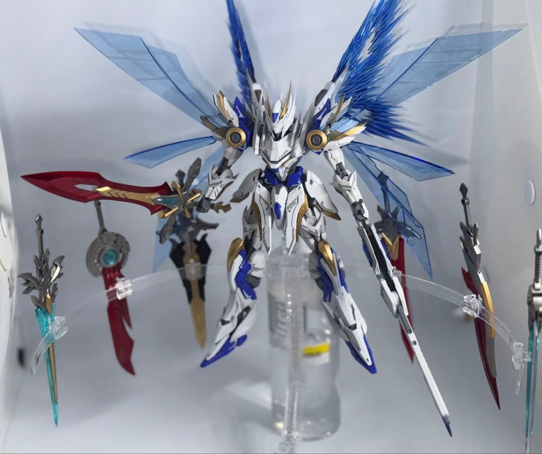 海外製　完成品1/144 SNAA 円卓の騎士　パーシヴァルRG 無限新星