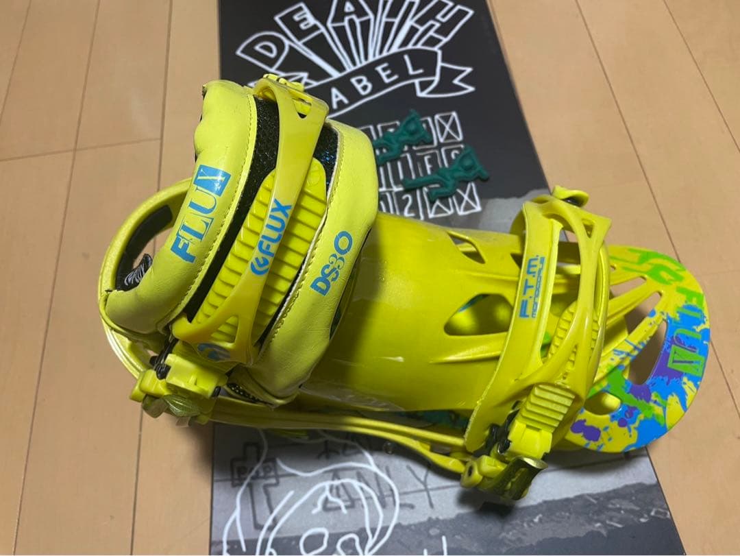 スノーボード&ビンディング　DEATH LABEL 値引きしました。