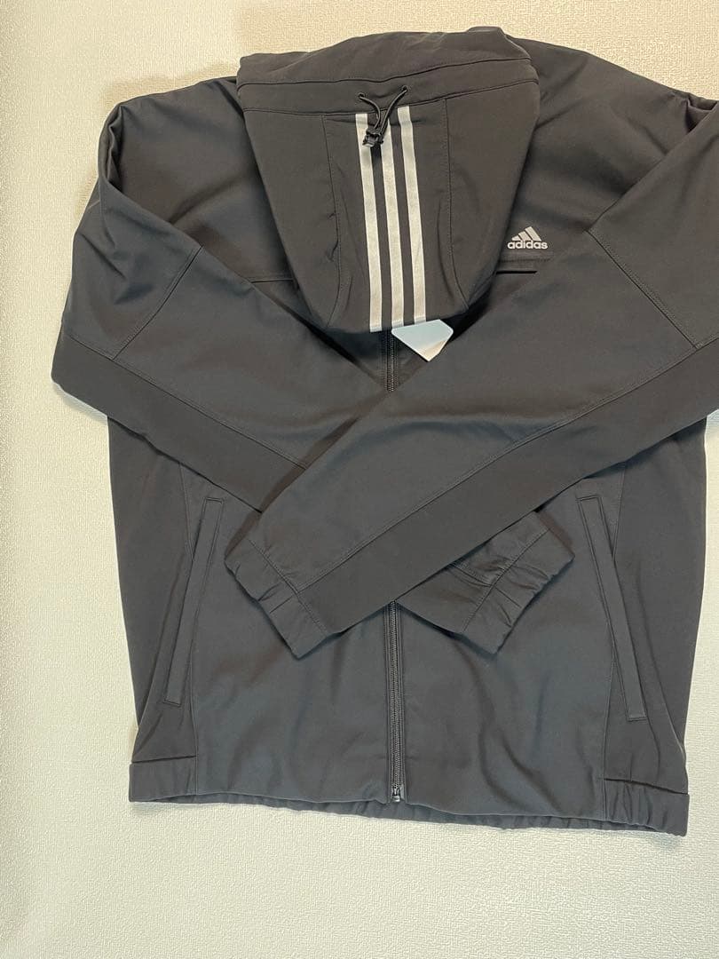 adidas ブラック ジャケット Mサイズ IEH98