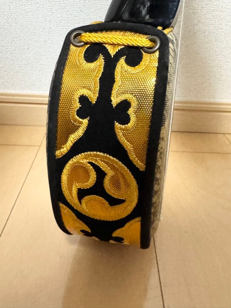 沖縄三線 人工皮 蛇柄 三味線 和楽器 弦楽器 本体 現状品