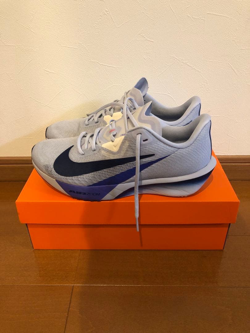 NIKE ライバルフライ4 27.5cm