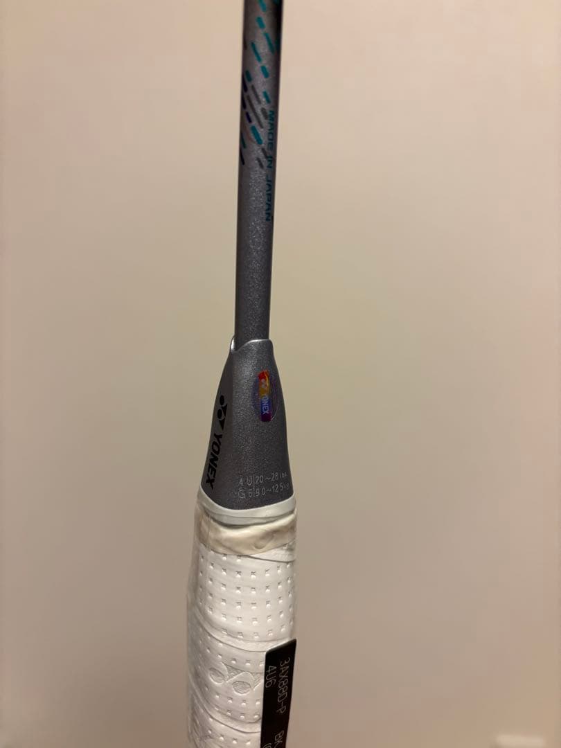 【新品未使用】YONEX アストロクス88D PRO 4U6