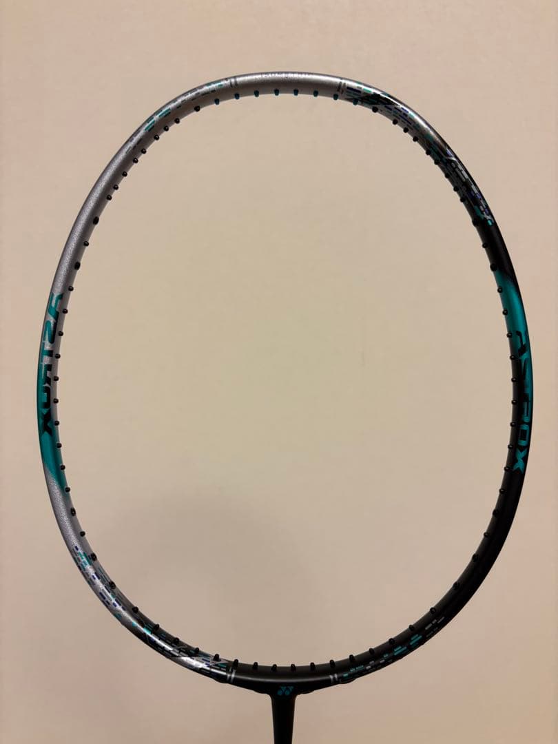 【新品未使用】YONEX アストロクス88D PRO 4U6