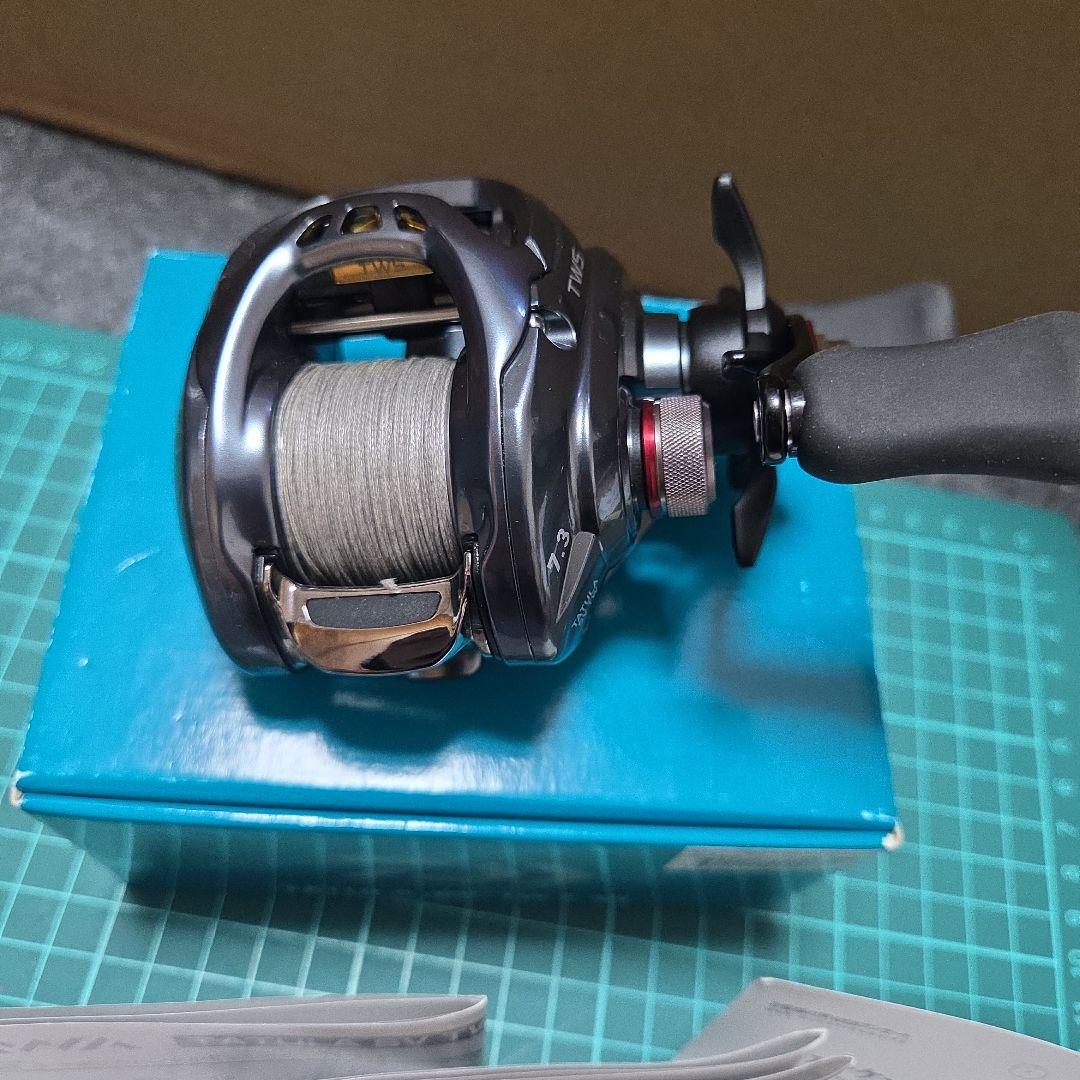 ダイワ　TATULA SV TW 7.3R ベイトリール