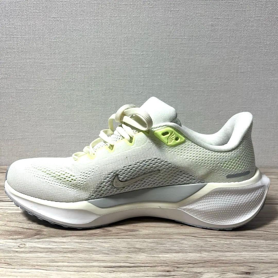 新品タグ付NIKE ランニングシューズ　エアズーム　ペガサス41 24.0