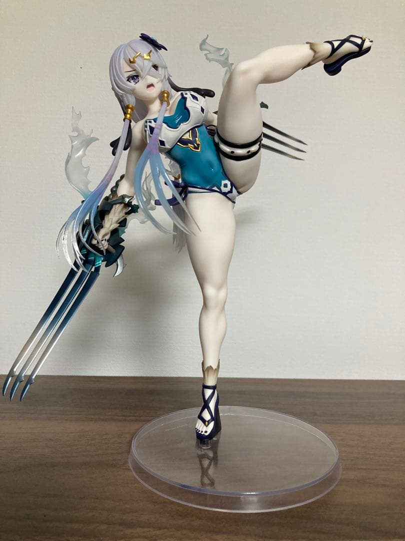 リラ 水着Ver. 1/7 フィギュア