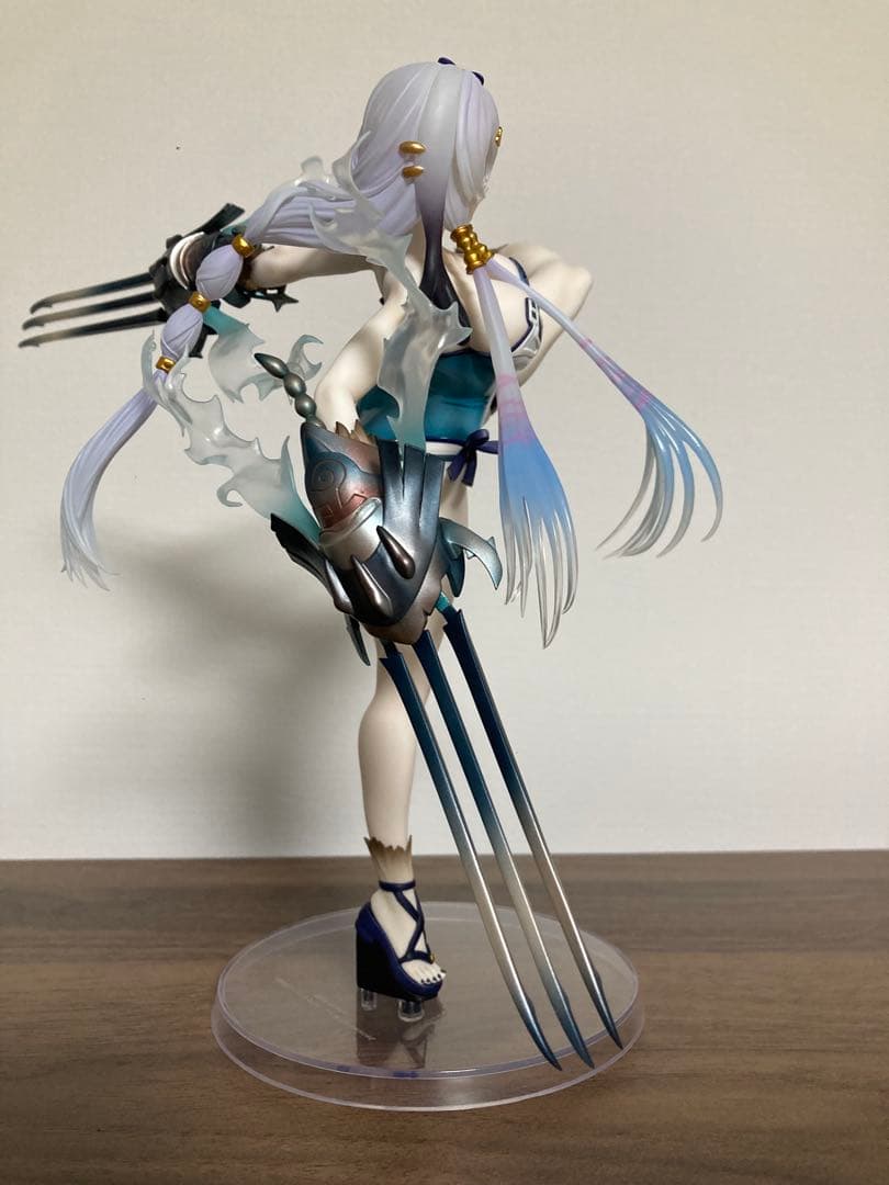 リラ 水着Ver. 1/7 フィギュア