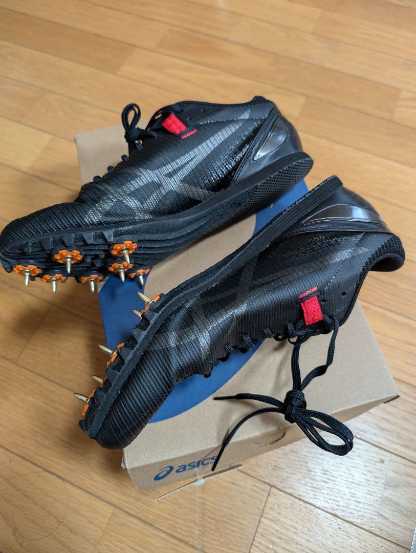 美品　asics　陸上短距離用スパイク　27.5センチ