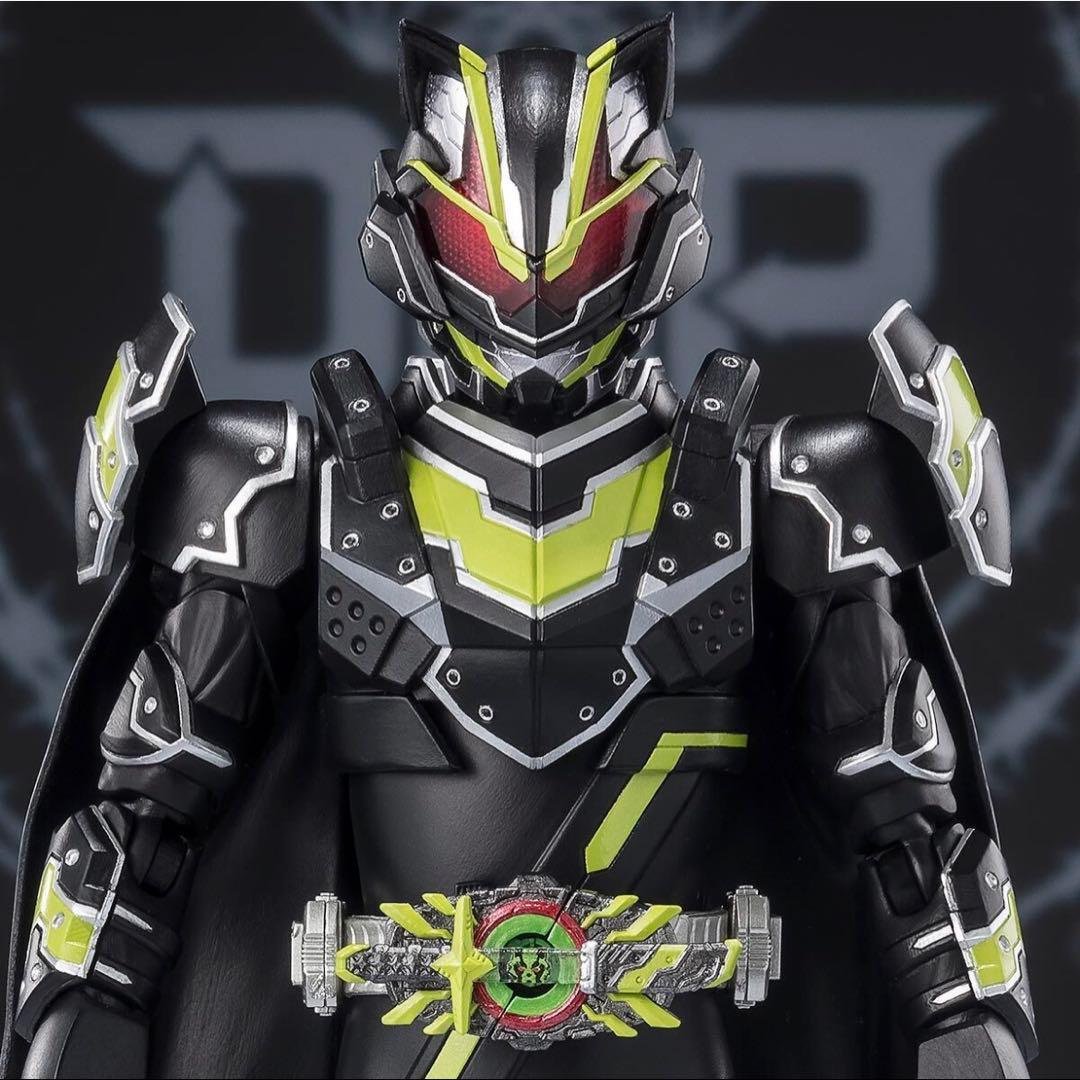 新品未使用未開封　S.H.Figuarts 仮面ライダータイクーン ブジンソード