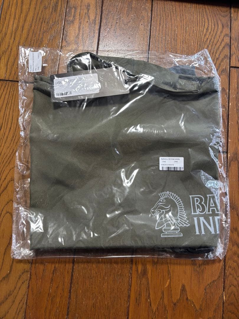 【新品未使用】Ballistics スケボー　(ケース付き) 値下げしました！