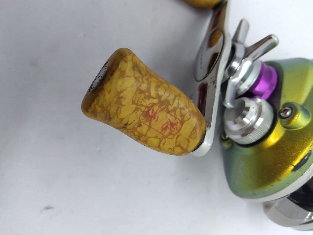 ダイワ メガバス TD-ito 103HL 左ハンドルベイトリール 中古品