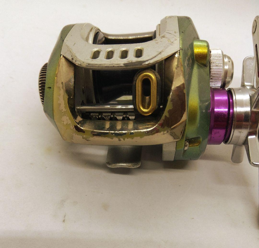 ダイワ メガバス TD-ito 103HL 左ハンドルベイトリール 中古品