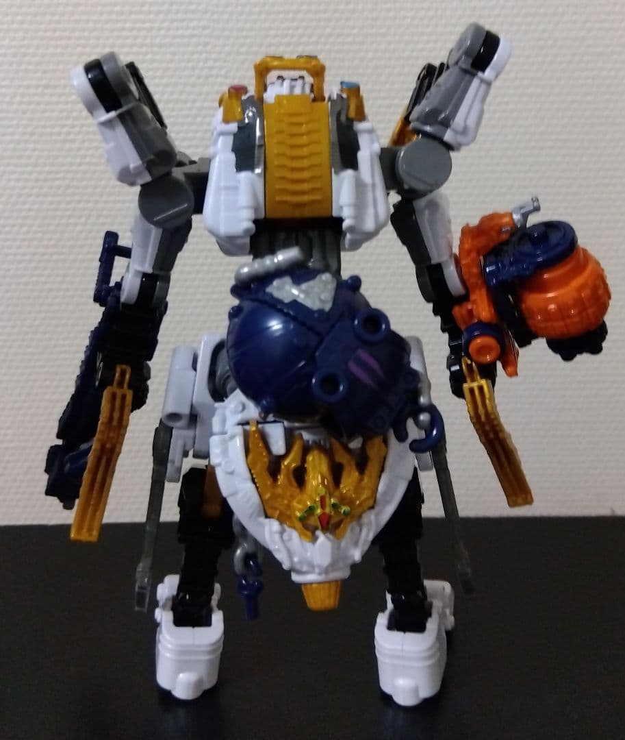 ル*ソ様 ミニプラ　キングオージャ　タランチュラナイト　キングコーカサスカブト