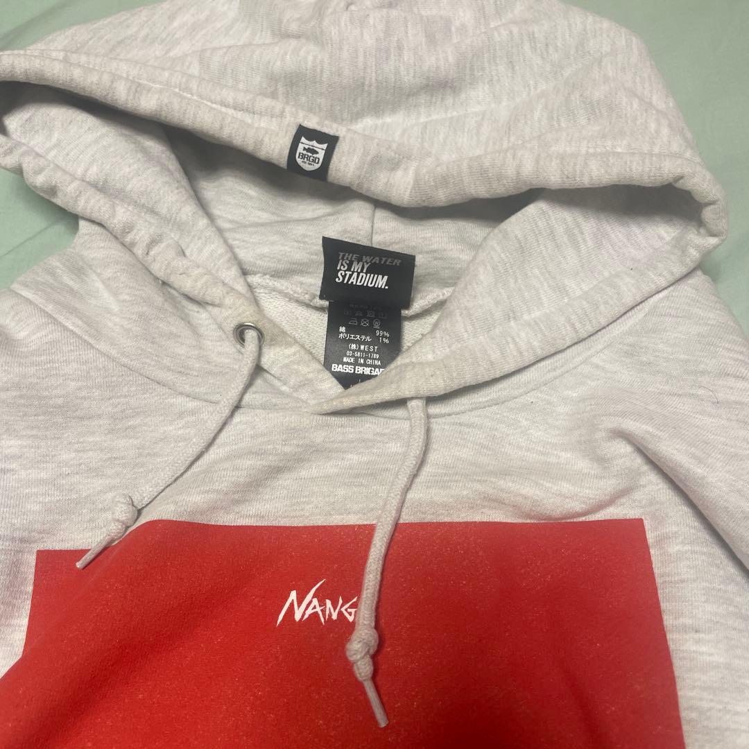 美品❗️バスブリゲード×NANGAフーディ♪Ｌ