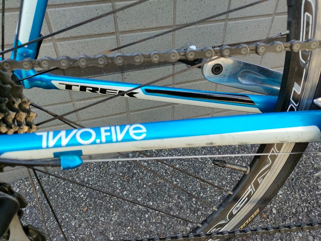 TREK ロードバイク 2.5 CE H2 58サイズ 直接引渡限定 神戸市近辺