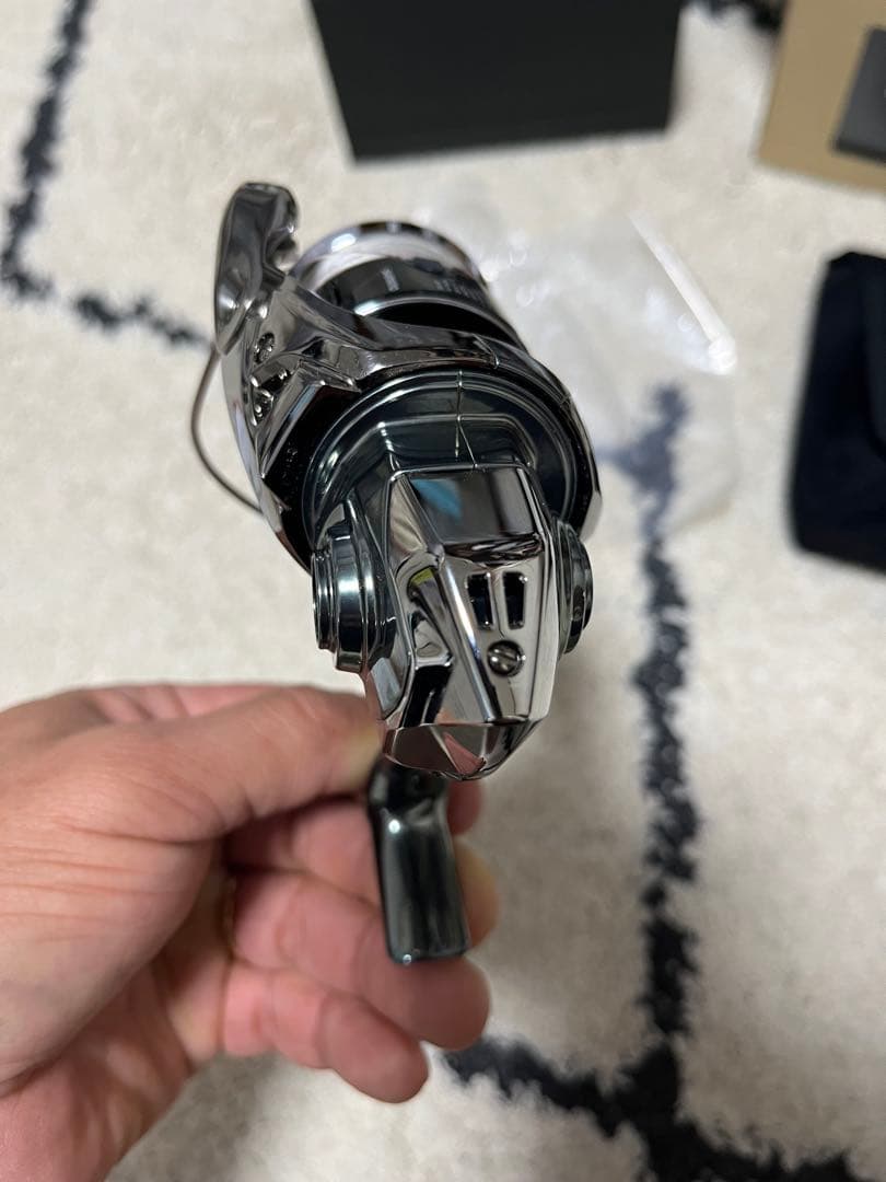 シマノ22ステラC2500S美品SHIMANO STELLA夢屋スタンド付き