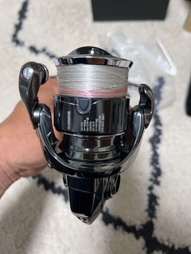 シマノ22ステラC2500S美品SHIMANO STELLA夢屋スタンド付き