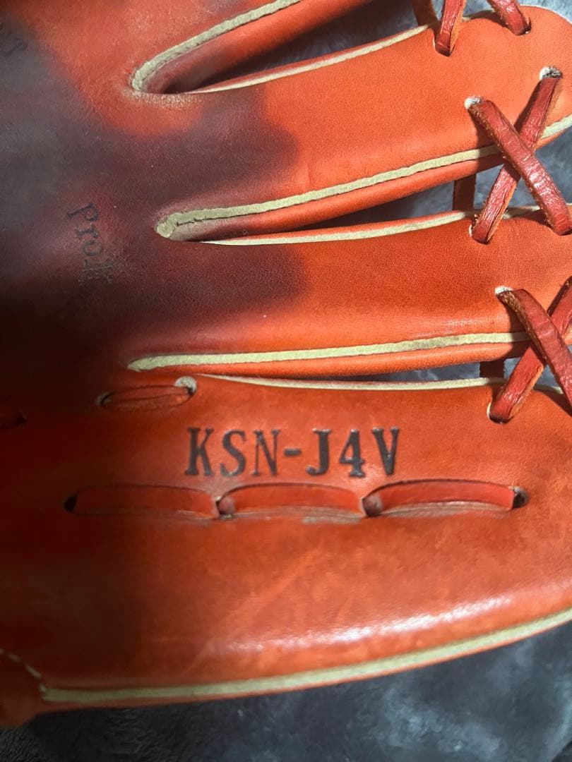 人気モデル‼️Slugger KSN-14V 少年軟式グローブ オレンジ