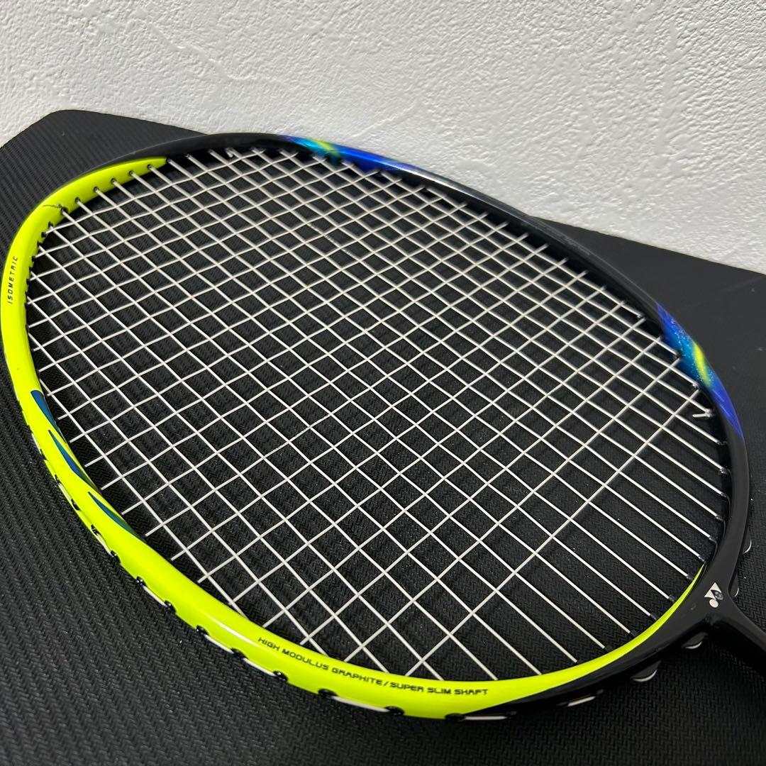 【廃盤品】YONEX アストロクス77 ASTROX77 バドミントンラケット