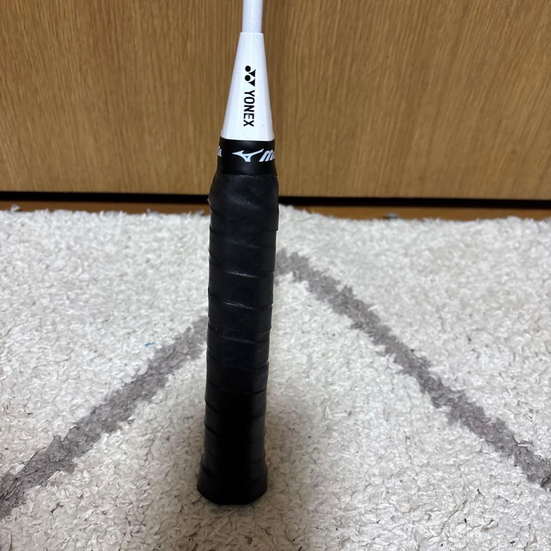 YONEXバドミントンラケット アストロクス33
