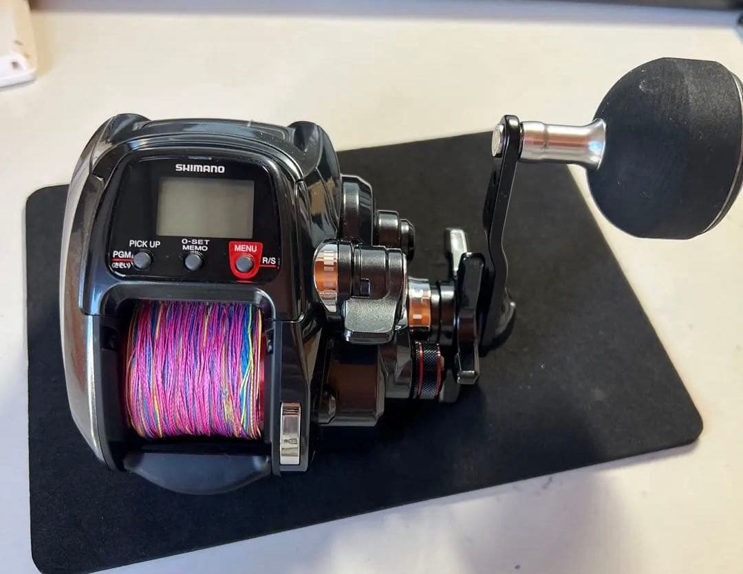 SHIMANO 電動リール デジタル表示　play 1000 美品