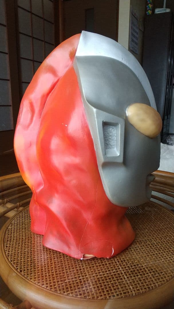 ウルトラマン1/1 ヘッドフィギュア 約38cm