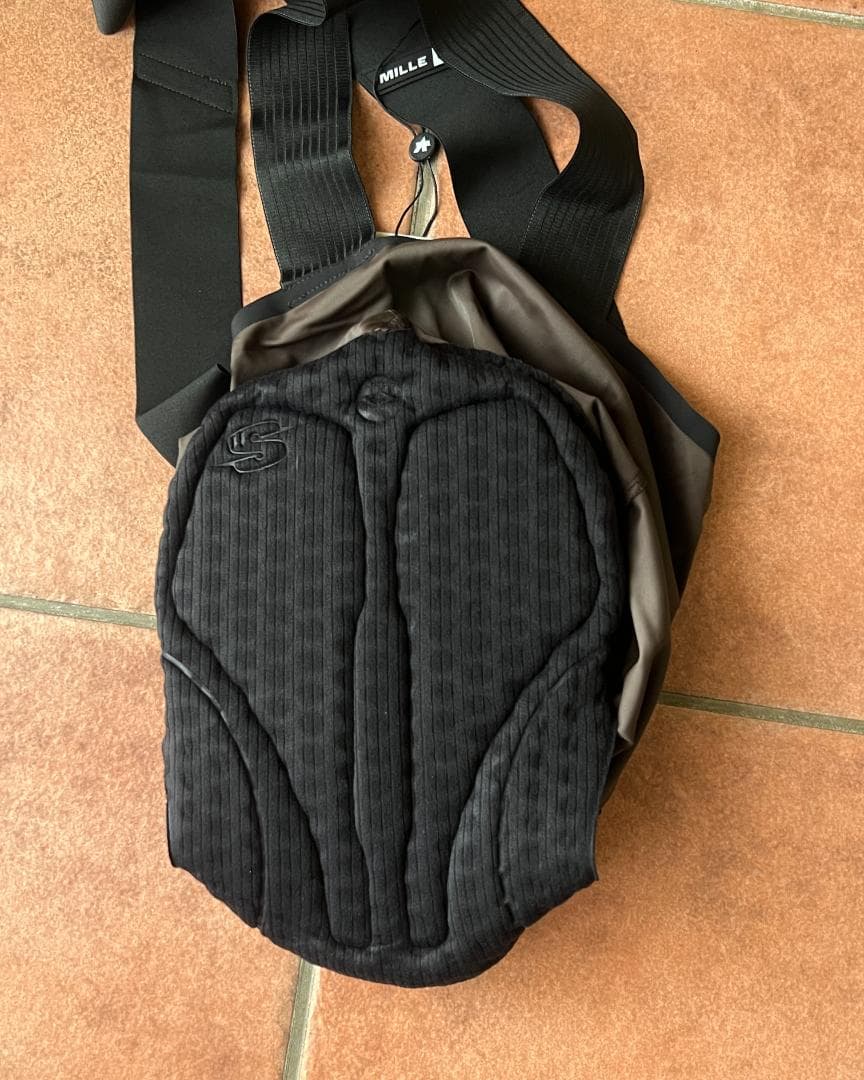 【2026 新品 未使用】ASSOS ロングライド系 ビブショーツ / Sサイズ