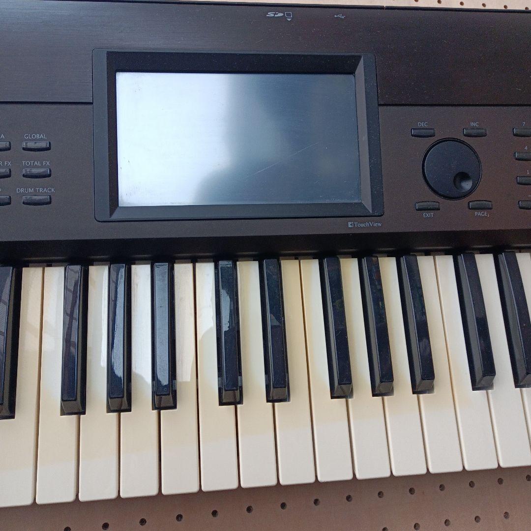 KORG　KROME61鍵盤シンセサイザー