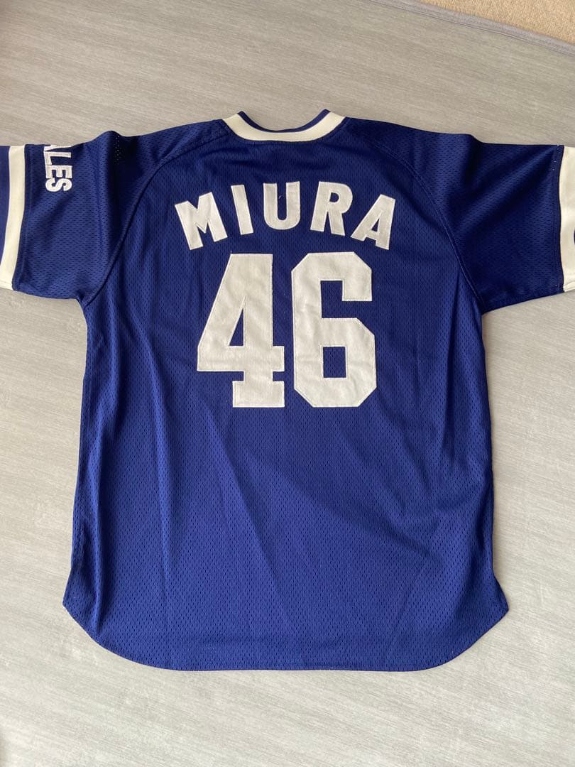 横浜DeNAベイスターズ 永遠番長三浦大輔さん　 レプリカユニフォーム M