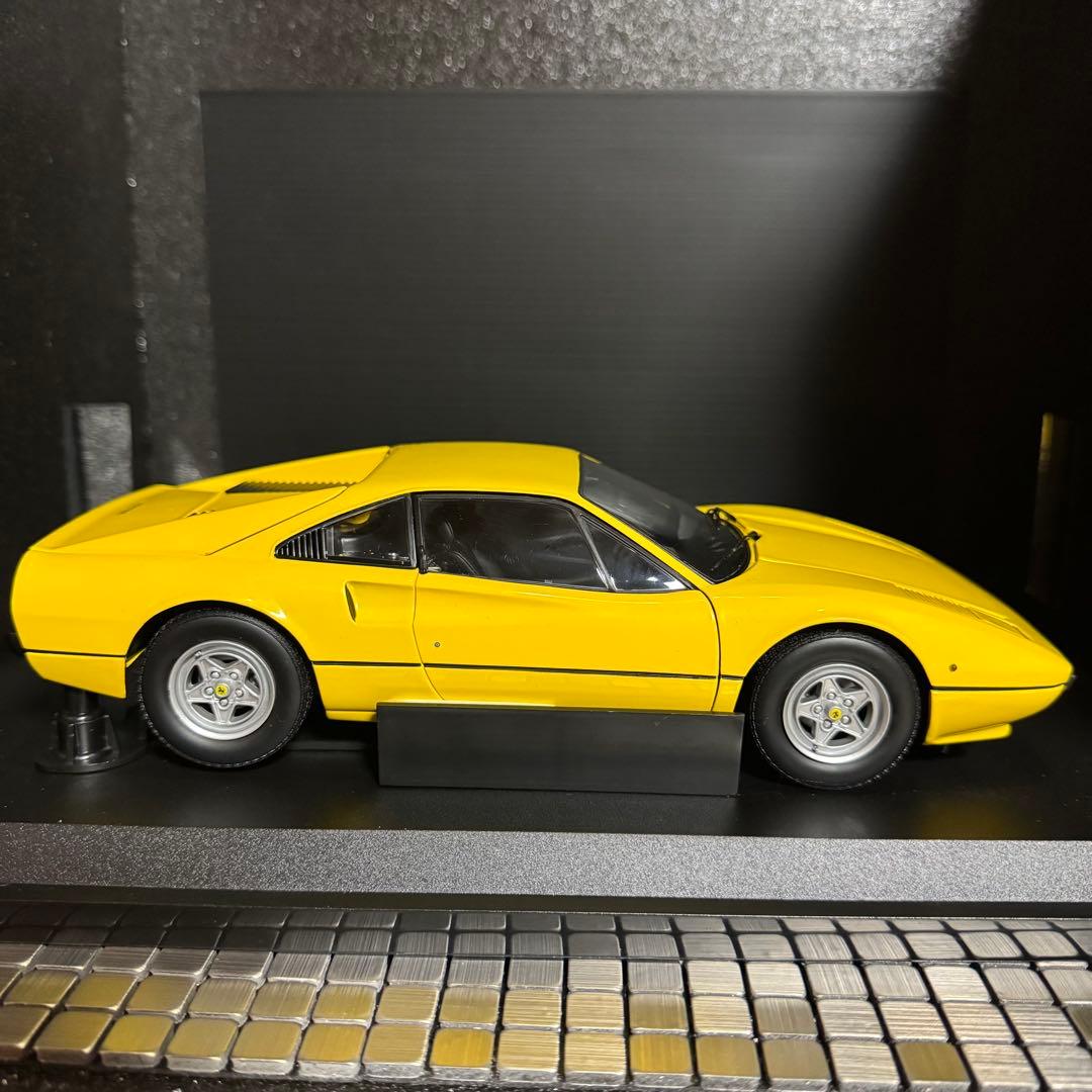 絶版 京商 1/18 フェラーリ 308GTB 1976 イエロー