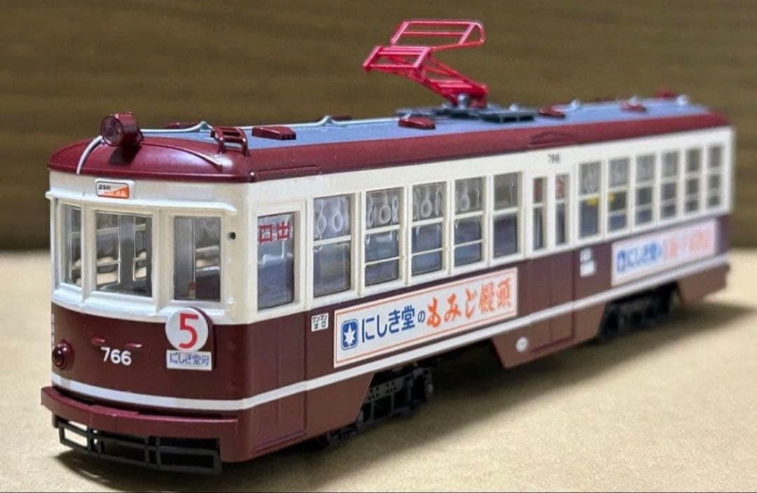 トミカリミテッドヴィンテージネオ 西部警察12 広島電鉄 750形 もみじ号