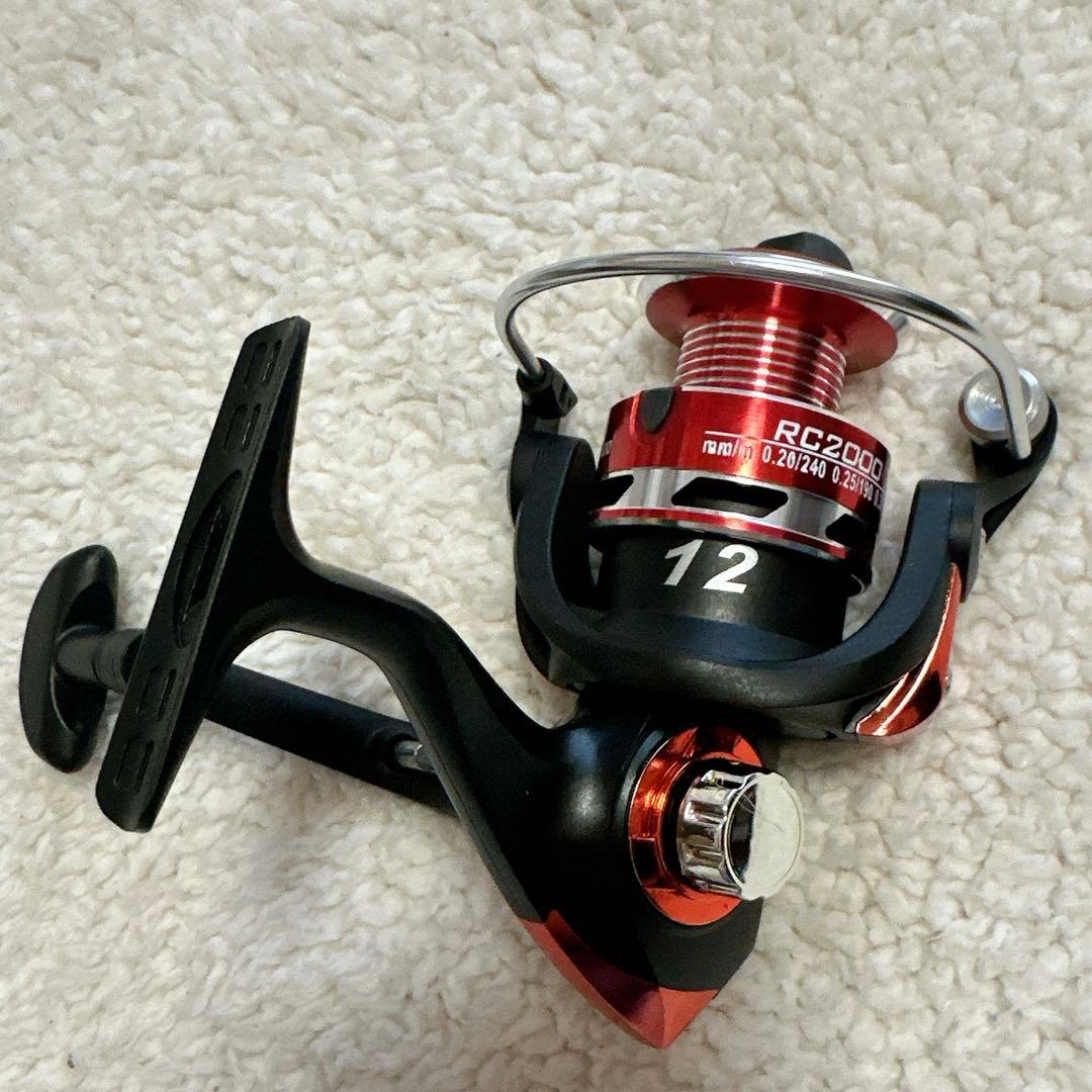 スピニングリール リール 2000番 バス釣り エギング ジギング レッド