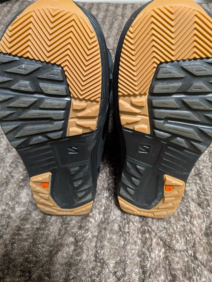 SALOMON スノーボードブーツ ブラック