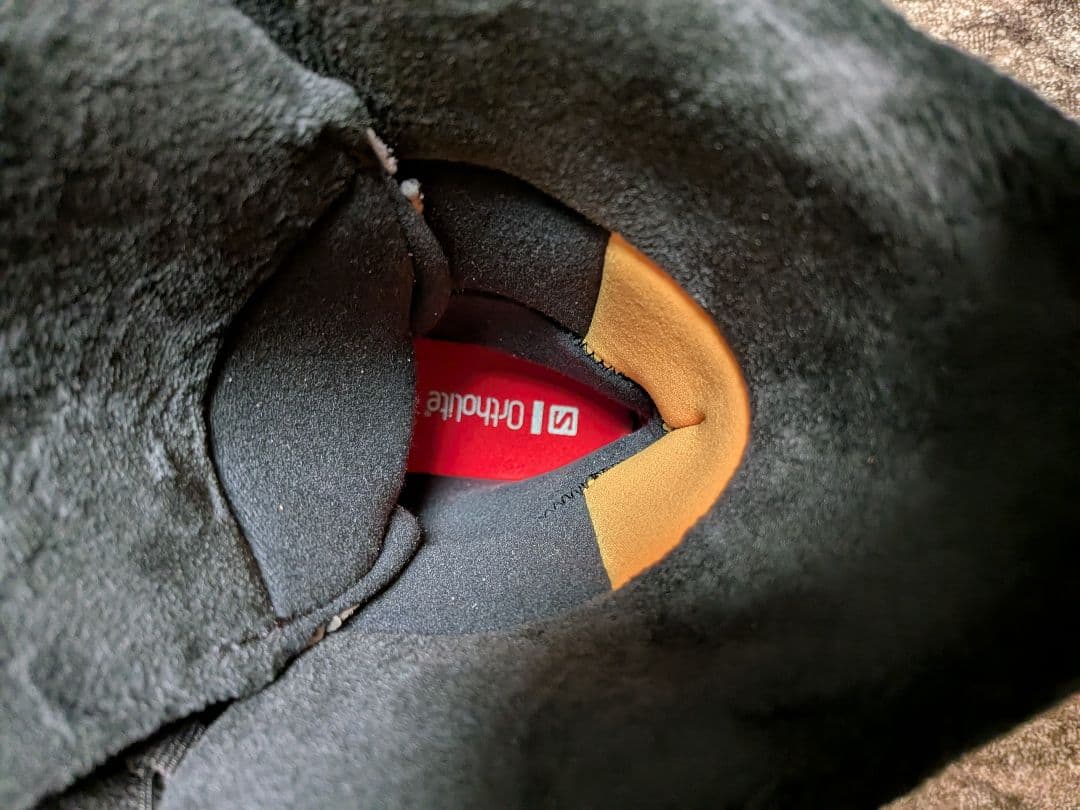 SALOMON スノーボードブーツ ブラック