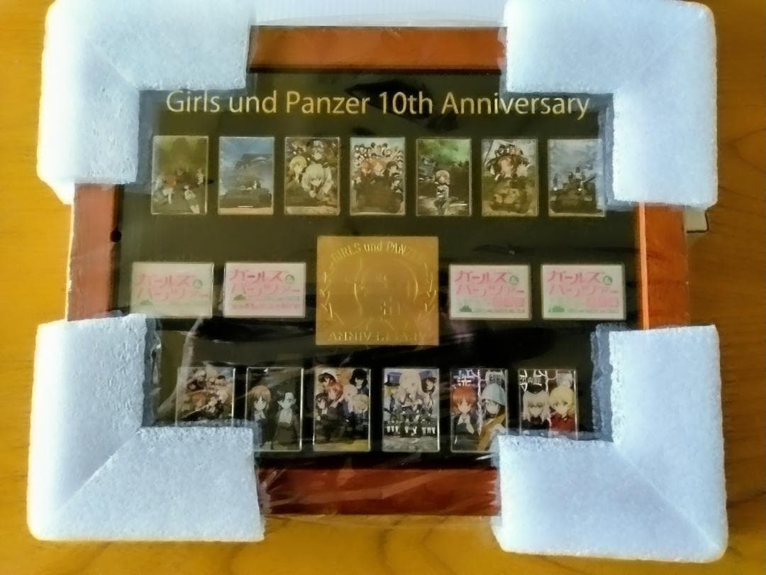Girls ＆Panzer 10th Anniversary ピンバッジセット