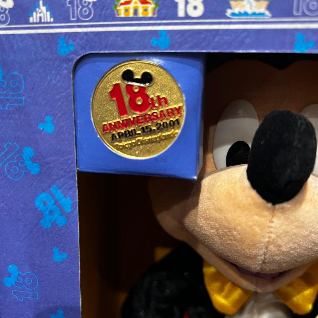 希少！TDL 18周年 ミッキーぬいぐるみ (ピンバッチ付) 保存状態◎