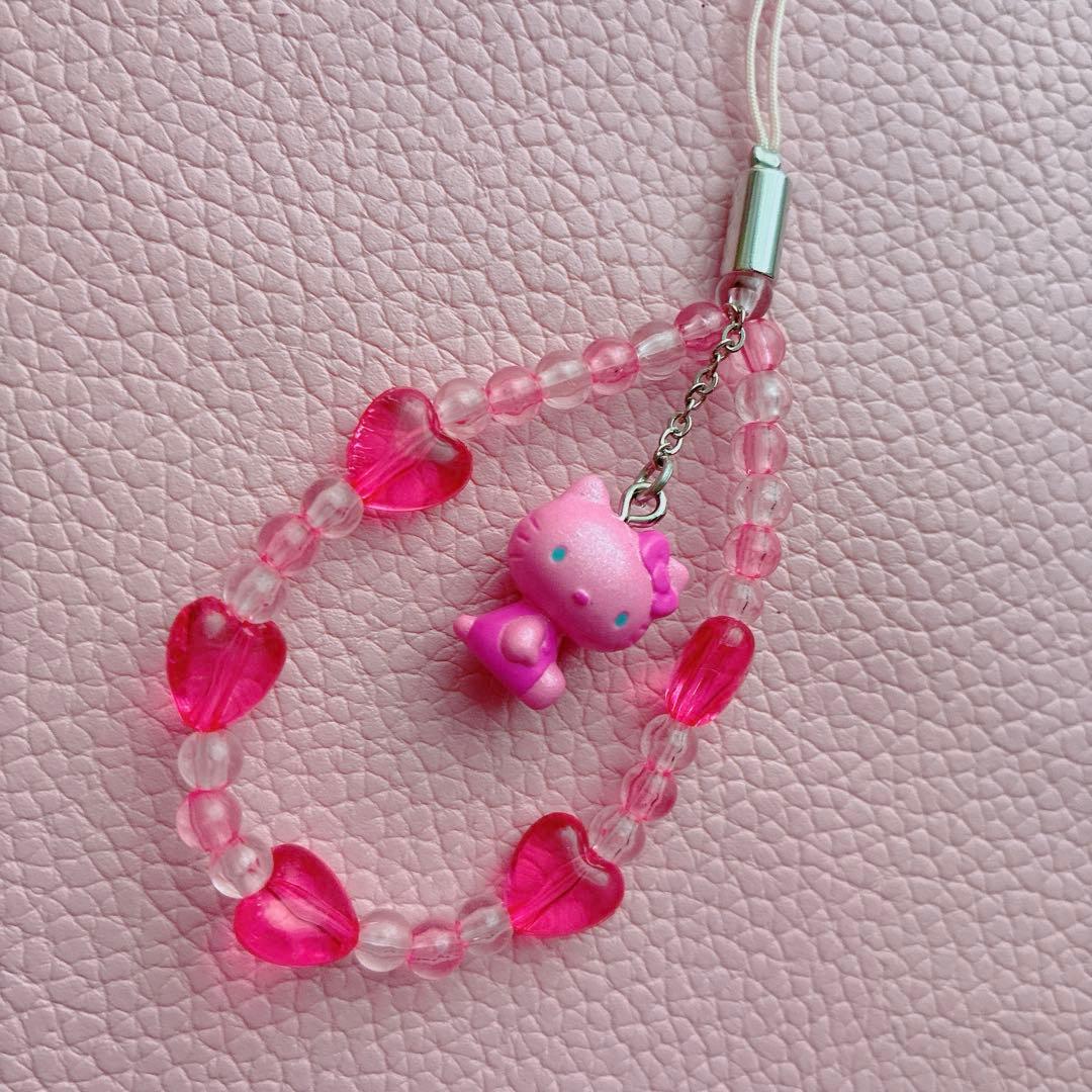 希少 PINK HELLO KITTY ピンクキティ ビーズ ハート ストラップ