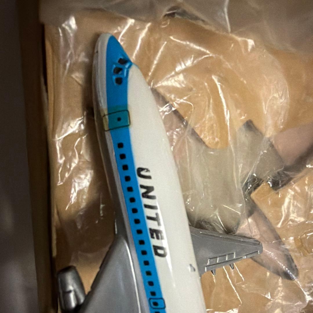 UNITED ボーイング 737 N8000U 飛行機　模型