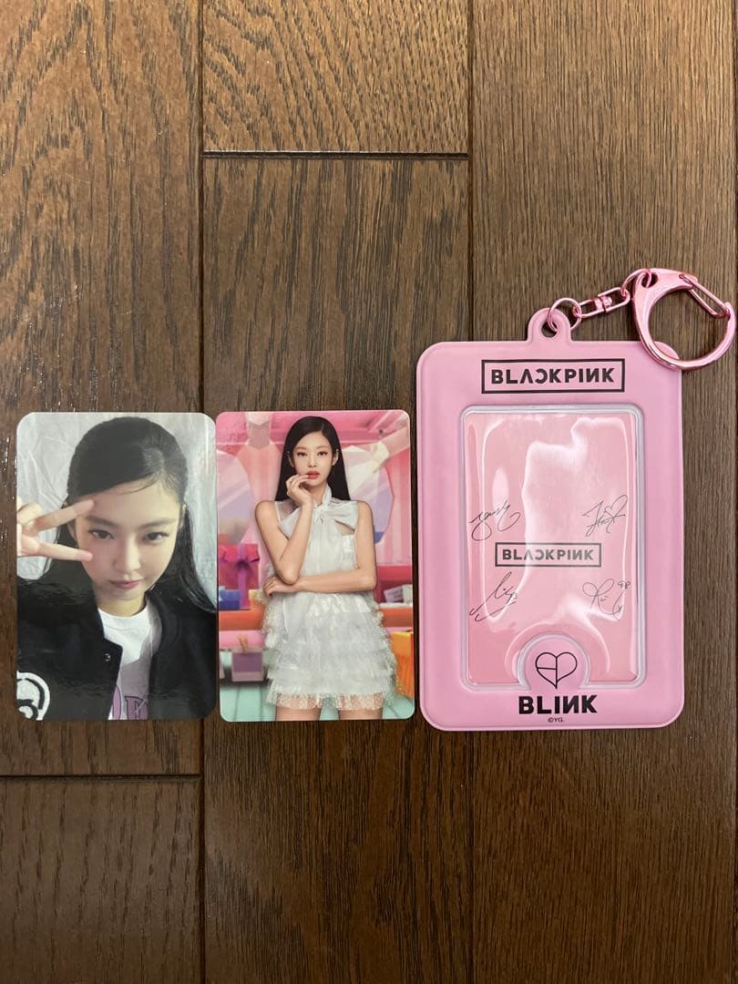 blackpink verdy キーリング　ジェニ　トレカ　tシャツ