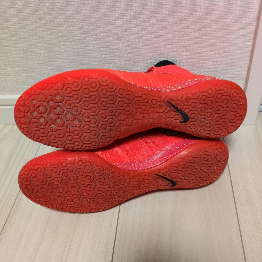 Nike マーキュリアル IC