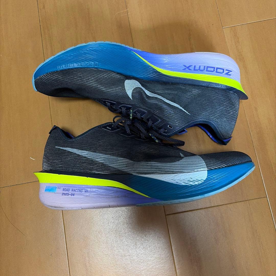 NIKE ヴェイパーフライ4 28.0